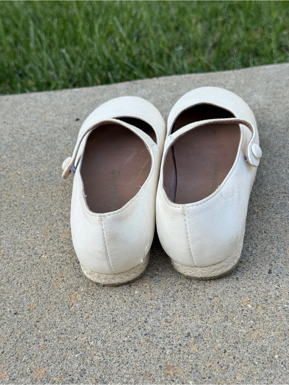Age of innocence sz 29 HAILEY WHITE ESPADRILLES